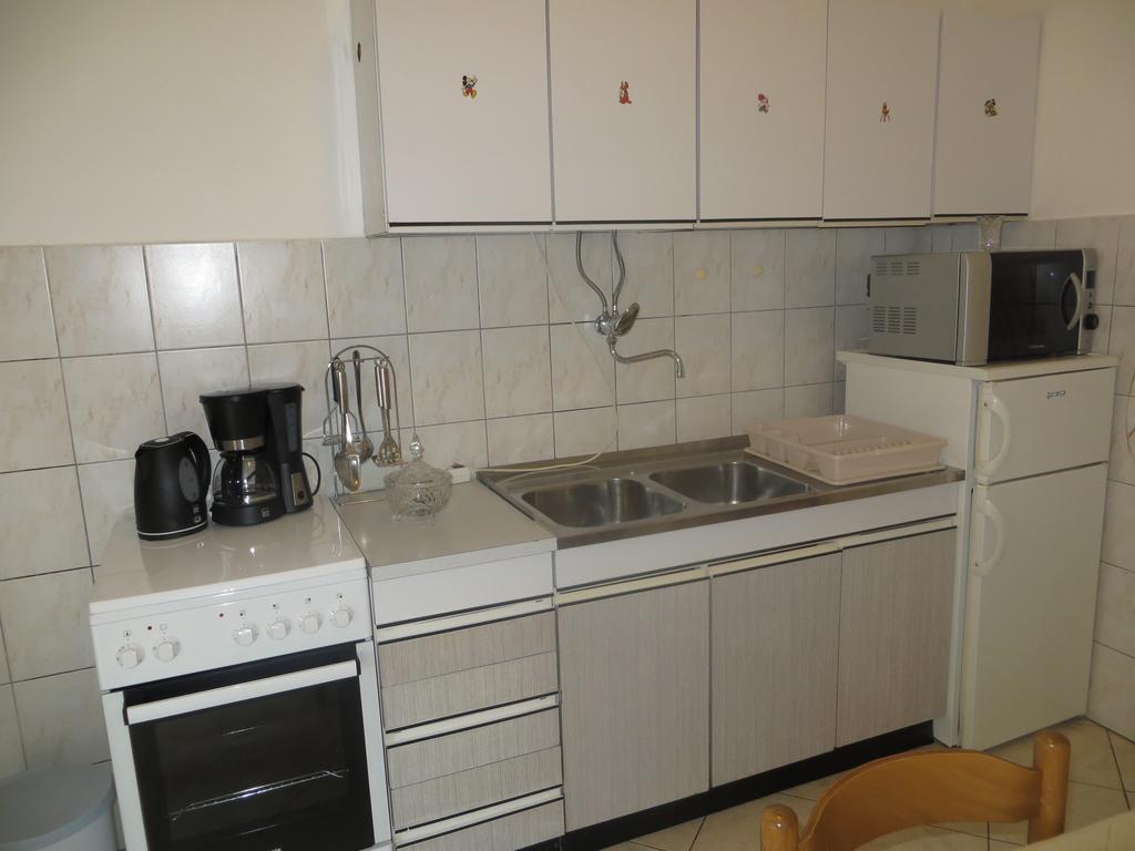 Apartment Sea&Sun Trogir Kamer foto
