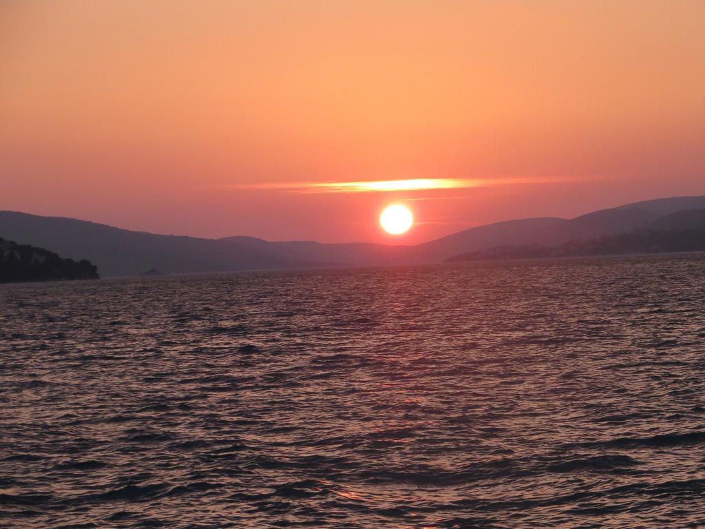 Apartment Sea&Sun Trogir Kamer foto