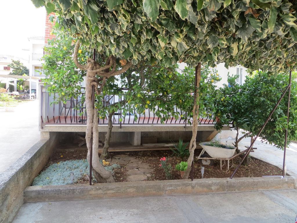 Apartment Sea&Sun Trogir Kamer foto